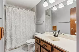 907 California Ave W, Saint Paul, MN 55117 - Photo 13