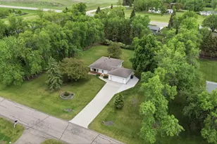 1301 60th Ave N, Moorhead, MN 56560 - Photo 29