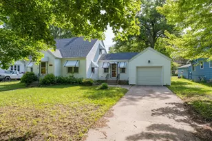 705 N Carver St, Winthrop, MN 55396 - Photo 1