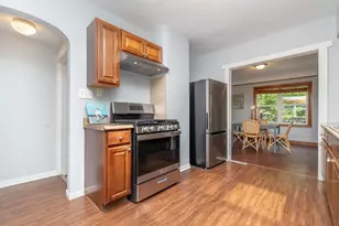 3321 Beard Ave N, Robbinsdale, MN 55422 - Photo 9