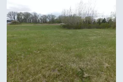 434 W Walnut Avenue, Frazee, MN 56544 - Photo 1