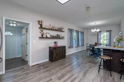 317 Walnut Street SW, Sleepy Eye, MN 56085 - Photo 13