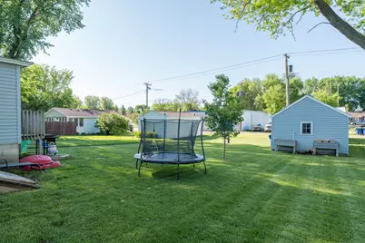 317 Walnut Street SW, Sleepy Eye, MN 56085 - Photo 27