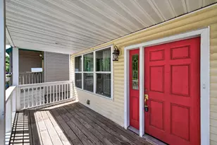 869 Desoto St, Saint Paul, MN 55130 - Photo 5
