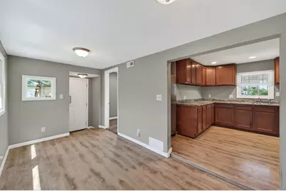 869 Desoto Street, Saint Paul, MN 55130 - Photo 17