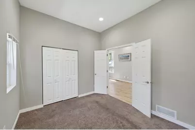 869 Desoto Street, Saint Paul, MN 55130 - Photo 19