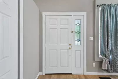 869 Desoto Street, Saint Paul, MN 55130 - Photo 7