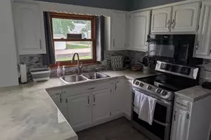377 1st St SW, Wells, MN 56097 - Photo 5