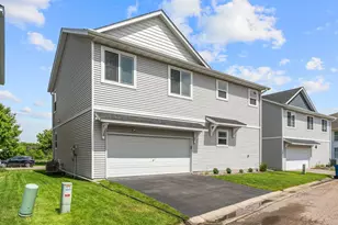3006 Hemingway Dr, Chaska, MN 55318 - Photo 5