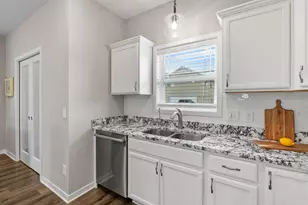 3006 Hemingway Dr, Chaska, MN 55318 - Photo 21