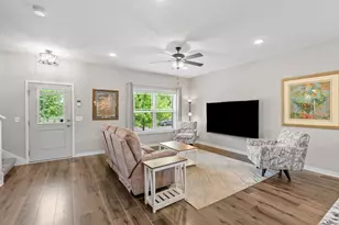 3006 Hemingway Dr, Chaska, MN 55318 - Photo 9