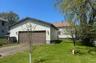 427 N 63rd Ave W, Duluth, MN 55807 - Photo 3