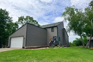 102 Arrowhead Rd, Emmons, MN 56029 - Photo 1