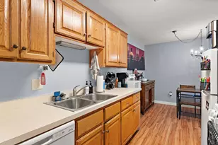 7330 York Ave S, Edina, MN 55435 - Photo 9