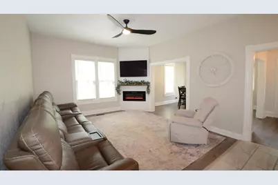 709 S Holcombe Avenue, Litchfield, MN 55355 - Photo 11
