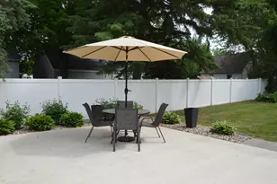 709 S Holcombe Ave, Litchfield, MN 55355 - Photo 5