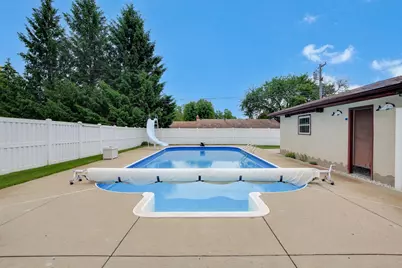 300 Edith Drive, West Saint Paul, MN 55118 - Photo 33