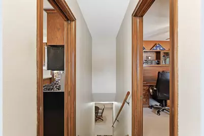 300 Edith Drive, West Saint Paul, MN 55118 - Photo 21