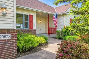 29673 Shoreview Cir, Lindstrom, MN 55045 - Photo 5