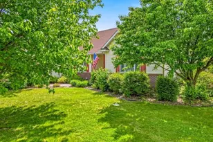 29673 Shoreview Cir, Lindstrom, MN 55045 - Photo 3
