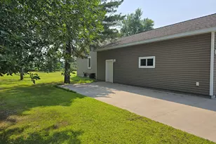 25395 Co Hwy 6, Detroit Lakes, MN 56501 - Photo 9