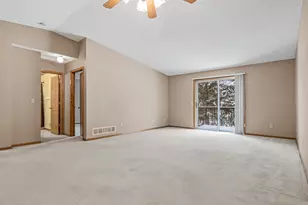 120 Ruth St N, Saint Paul, MN 55119 - Photo 5