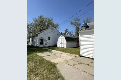 1104 11th Street, International Falls, MN 56649 - Photo 3