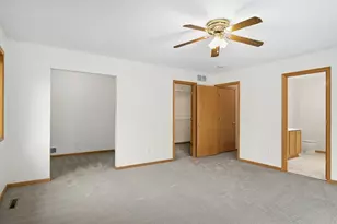 676 Falcon Ridge Rd, Woodbury, MN 55125 - Photo 21
