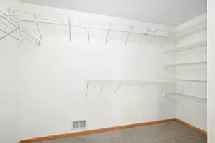 676 Falcon Ridge Rd, Woodbury, MN 55125 - Photo 23