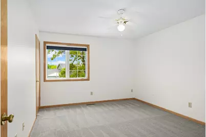 676 Falcon Ridge Road, Woodbury, MN 55125 - Photo 25