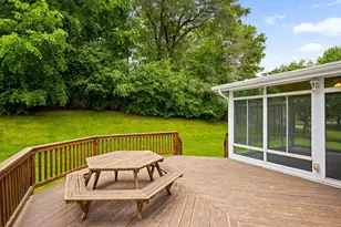 676 Falcon Ridge Rd, Woodbury, MN 55125 - Photo 33