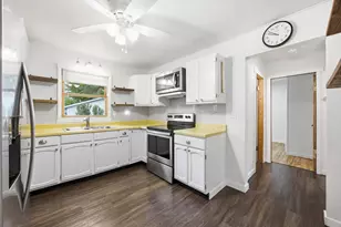 1529 3rd St N, Fargo, ND 58102 - Photo 7