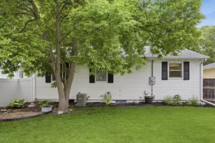 1529 3rd St N, Fargo, ND 58102 - Photo 23