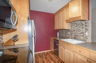 1513 28th Ave S, Fargo,  58103 - Photo 5
