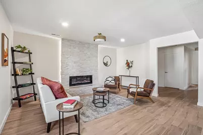 425 Crestview Drive S, Maplewood, MN 55119 - Photo 29