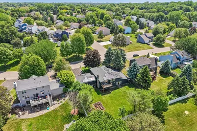 425 Crestview Drive S, Maplewood, MN 55119 - Photo 73