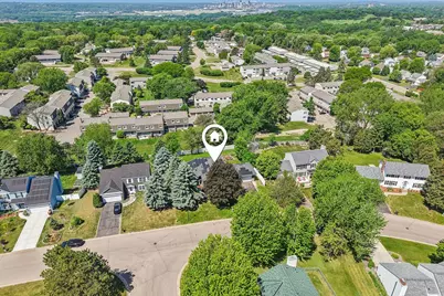 425 Crestview Drive S, Maplewood, MN 55119 - Photo 65
