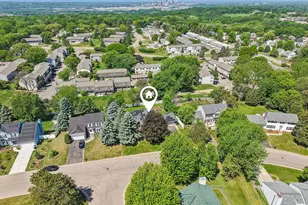 425 Crestview Dr S, Maplewood, MN 55119 - Photo 67