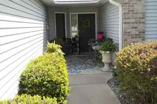 956 Willow Grove Cir, Waite Park, MN 56387 - Photo 5