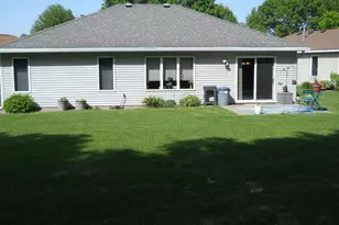 956 Willow Grove Cir, Waite Park, MN 56387 - Photo 11
