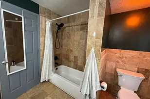 878 Monroe Ct, Saint Paul, MN 55102 - Photo 11