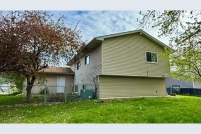 10635 62nd Street NE, Albertville, MN 55301 - Photo 5