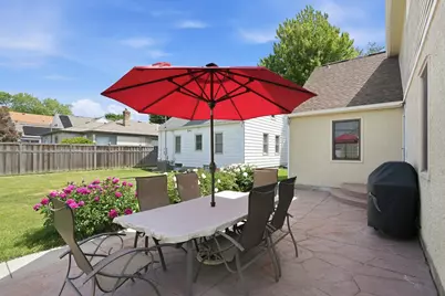 681 Wilder Street S, Saint Paul, MN 55116 - Photo 9