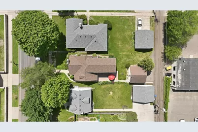 681 Wilder Street S, Saint Paul, MN 55116 - Photo 5