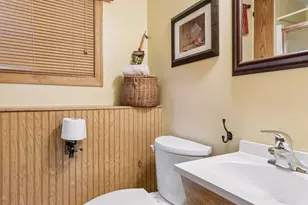 10435 Buckingham Dr, Eden Prairie, MN 55347 - Photo 19