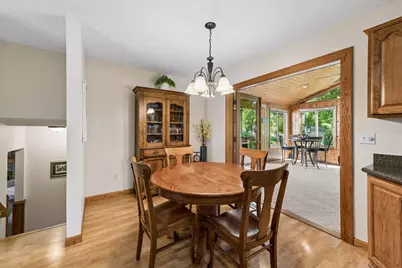 10435 Buckingham Drive, Eden Prairie, MN 55347 - Photo 11
