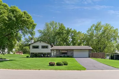 10435 Buckingham Drive, Eden Prairie, MN 55347 - Photo 1