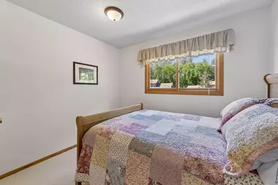 10435 Buckingham Drive, Eden Prairie, MN 55347 - Photo 27