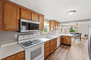 114 E Oak St, Osakis, MN 56360 - Photo 9