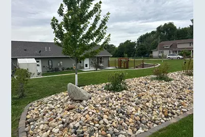 211 3rd Avenue SW, Wells, MN 56097 - Photo 27
